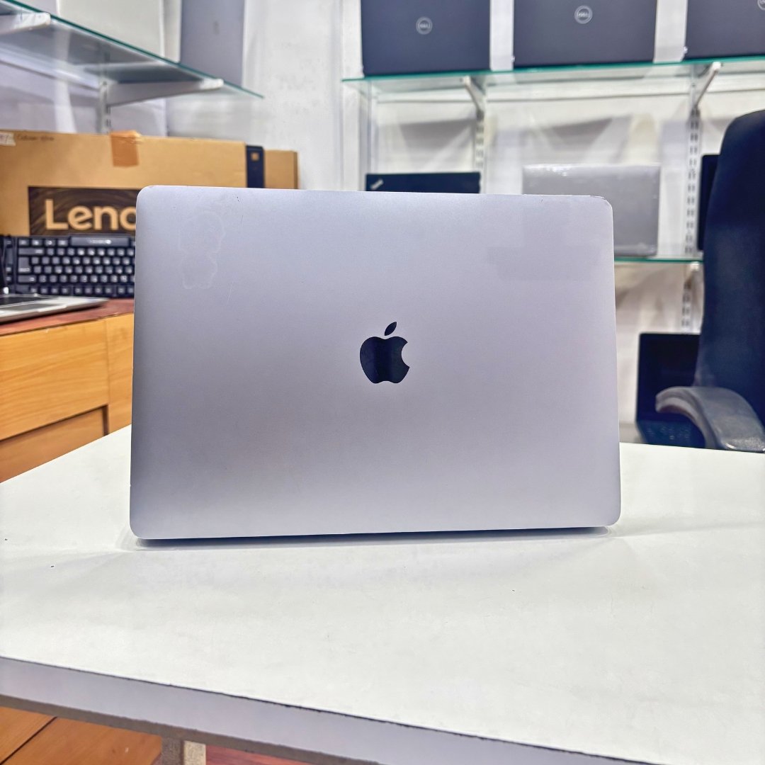 Apple MacBook Air 13